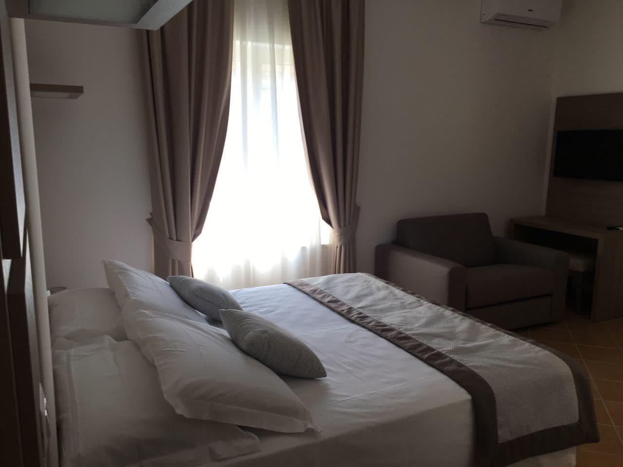 Hotiday Room Collection - Napoli Residenza Scarlatti Екстериор снимка