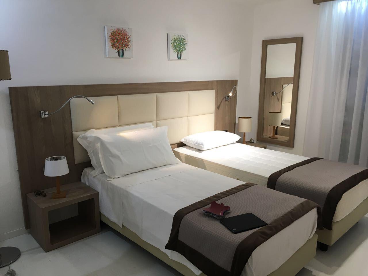 Hotiday Room Collection - Napoli Residenza Scarlatti Екстериор снимка