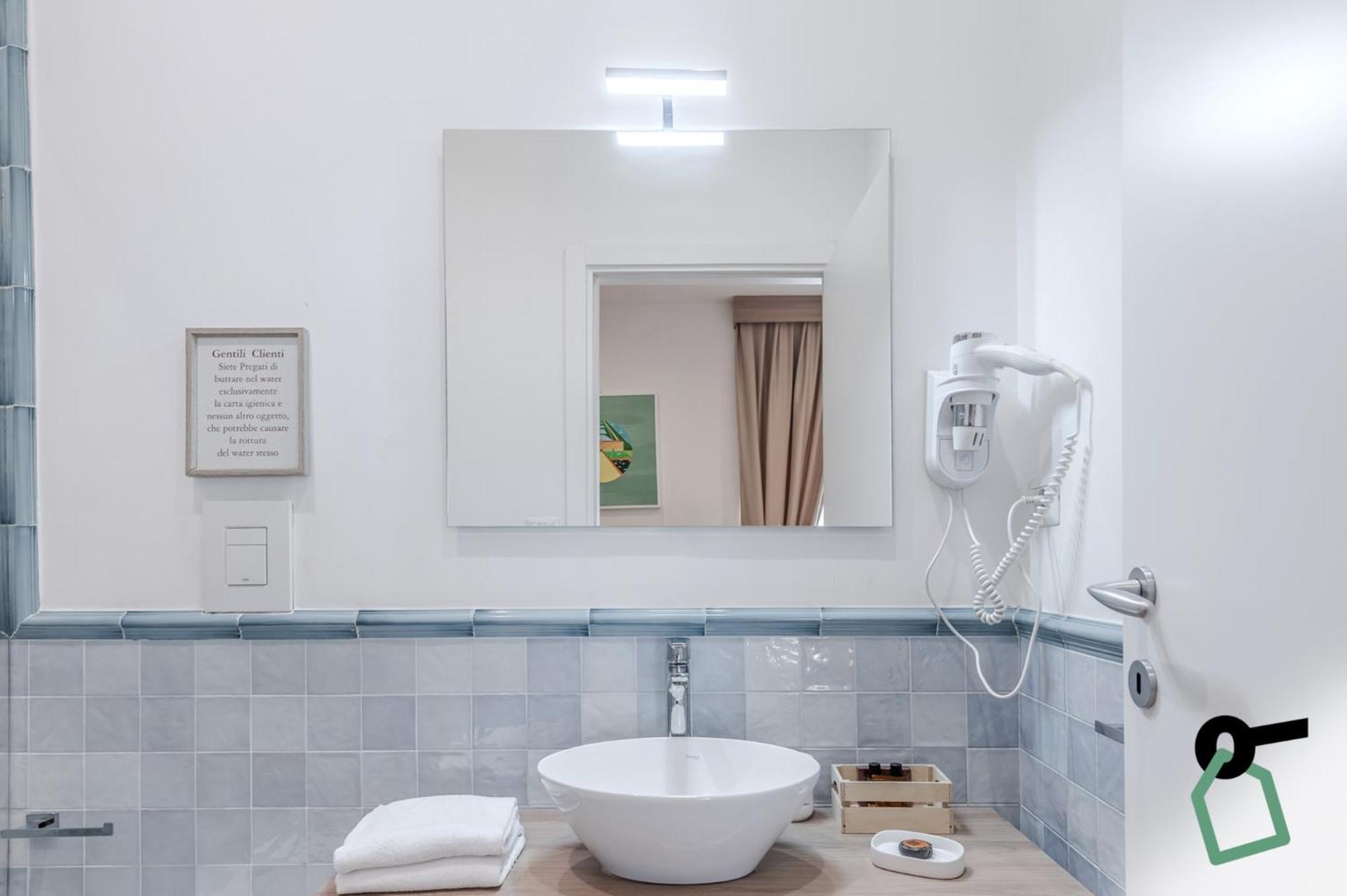 Hotiday Room Collection - Napoli Residenza Scarlatti Екстериор снимка
